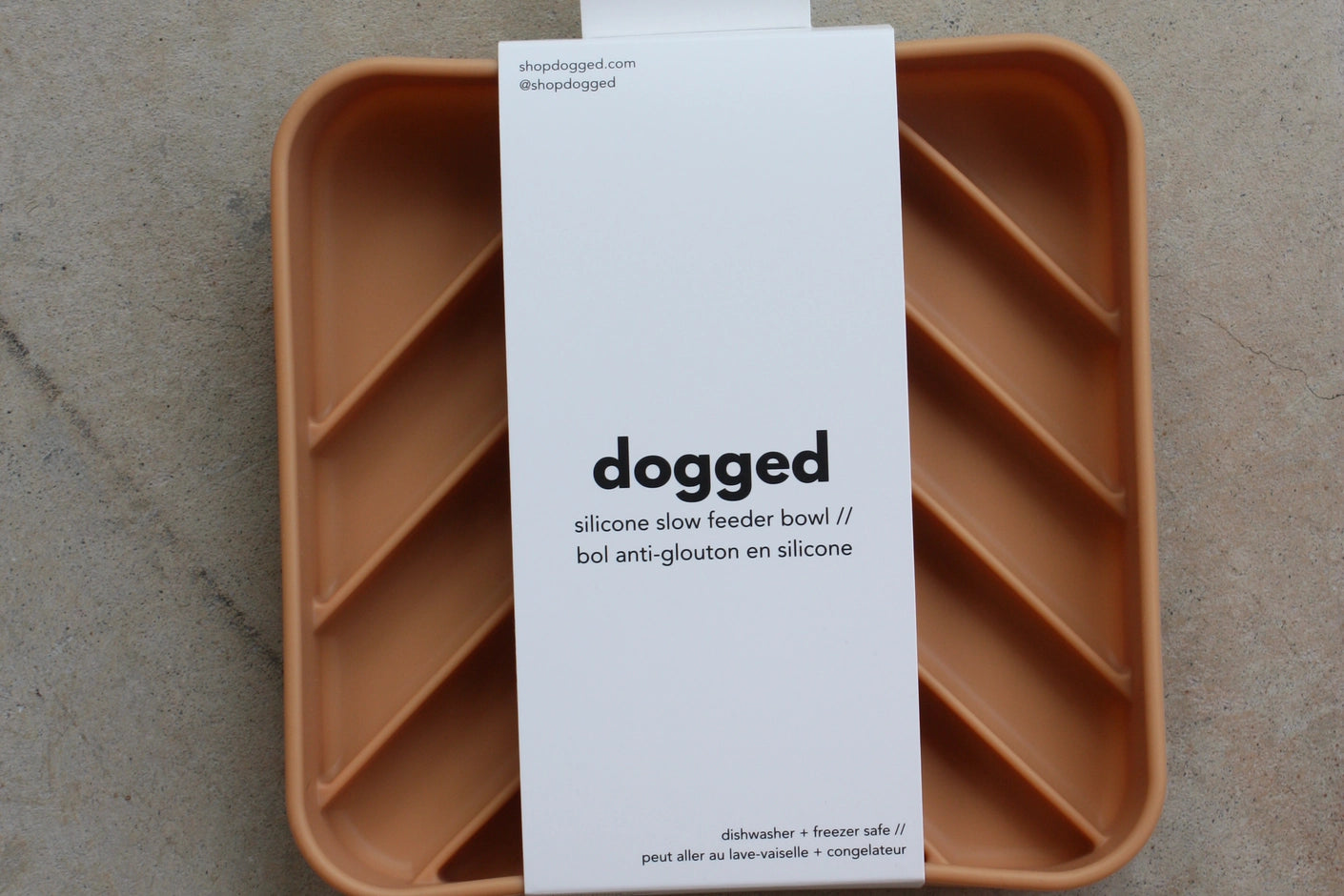 Dogged slow feeder bowl Chevron