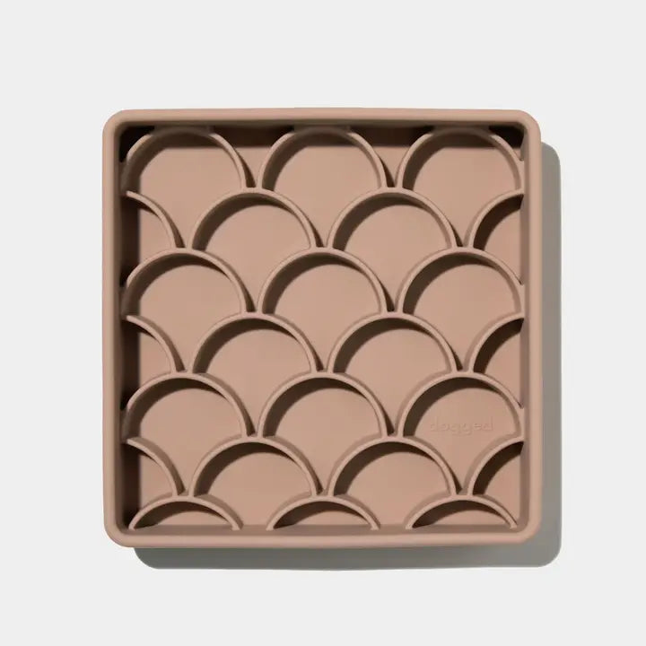 Dogged 3-in-1 Fish Scale Slow Feeder Bowl