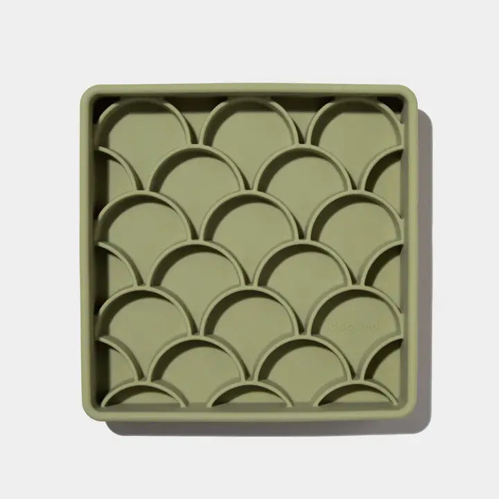 Dogged 3-in-1 Fish Scale Slow Feeder Bowl
