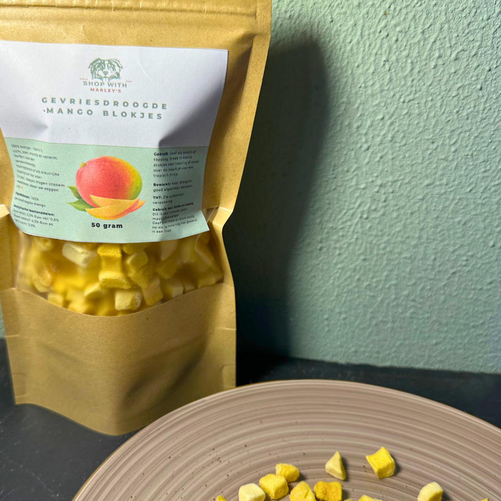 Shop with Marley's topper gevriesdroogde mango blokjes