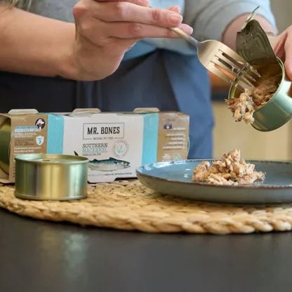 Mr. Bones blikjes gekookte makreel 3x80gr - Shop with Marley's
