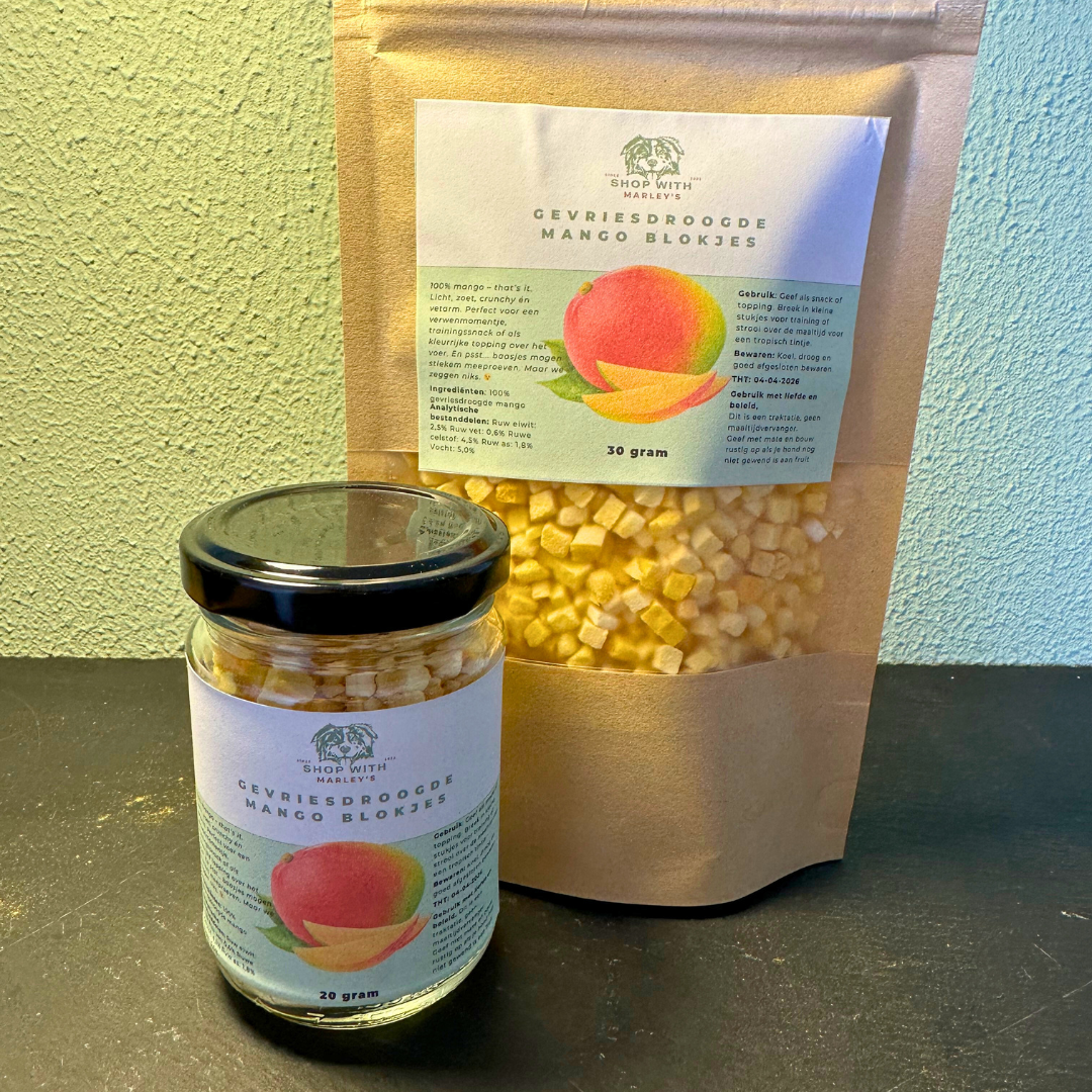 Shop with Marley's topper gevriesdroogde mango blokjes