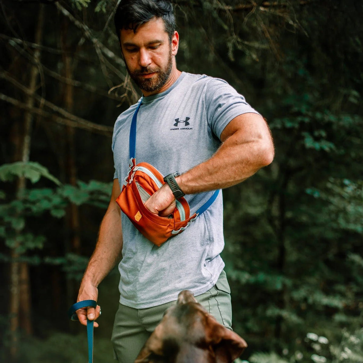 Woolly wolf - Alpha 360 - Hip Pack - Terracotta - beloningstasje voor hondentraining - Shop with Marley's